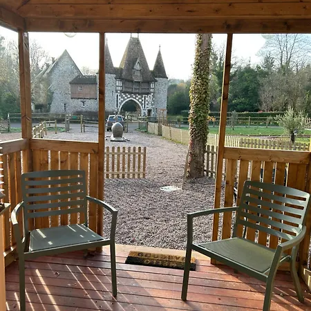 Campingplatz La Roulotte Du Chateau Fatouville-Grestain