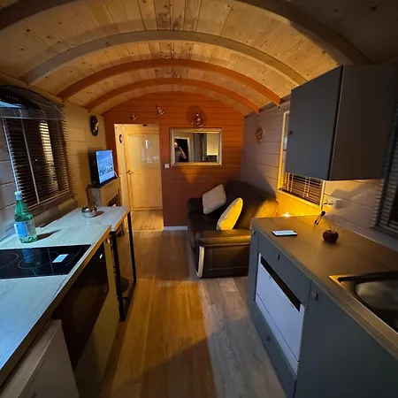 La Roulotte Du Chateau Fatouville-Grestain