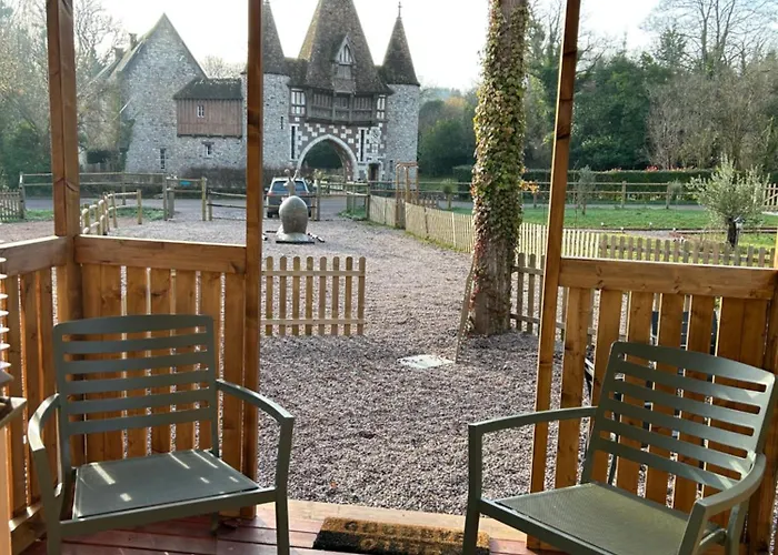 Campsite La Roulotte Du Chateau Fatouville-Grestain