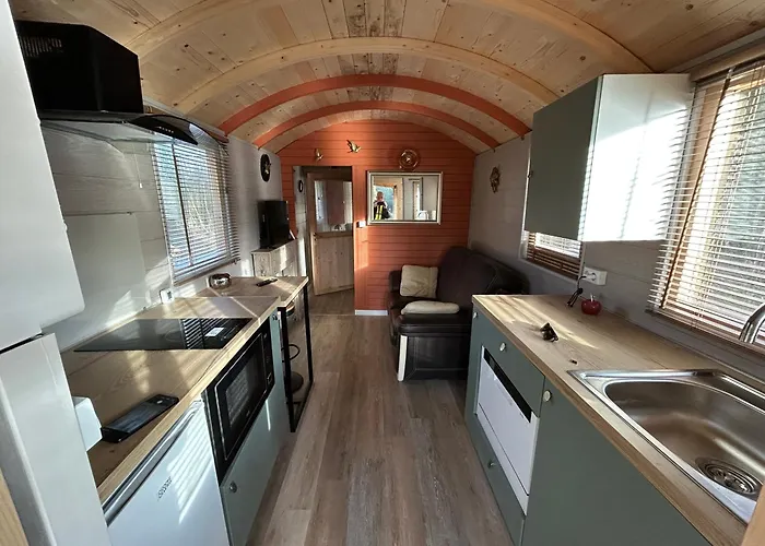 La Roulotte Du Chateau *