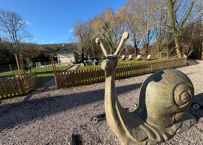 Campsite La Roulotte Du Chateau *