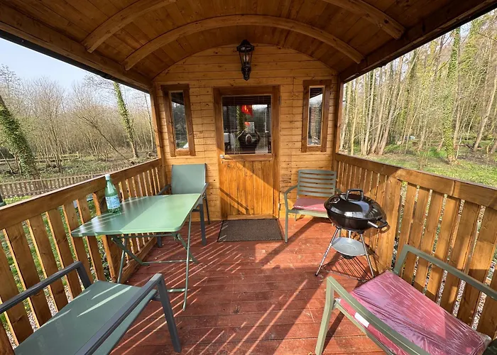 Campsite La Roulotte Du Chateau *